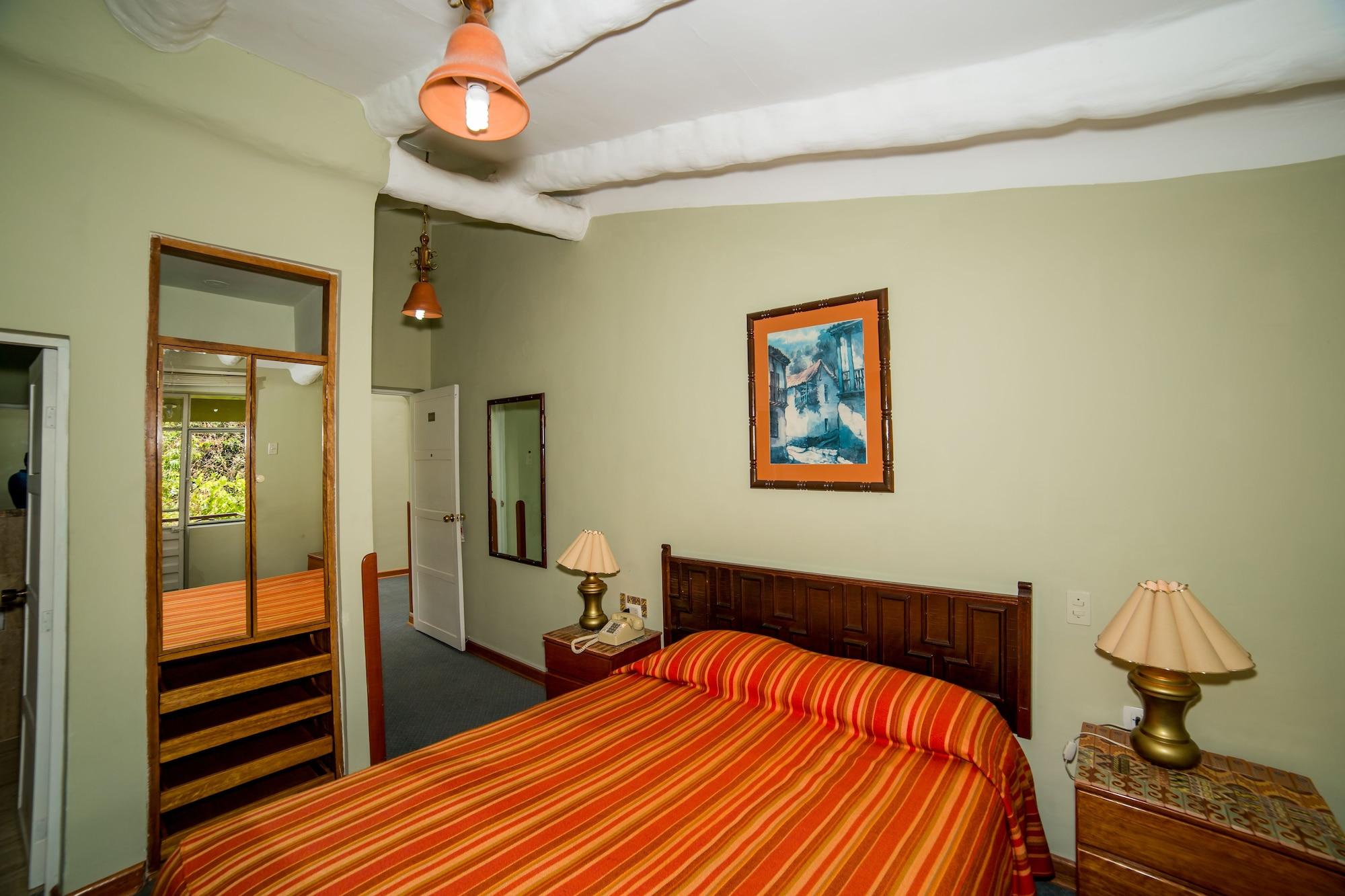La Quinta Eco Hotel ウルバンバ エクステリア 写真